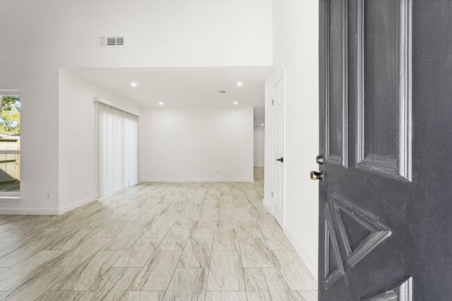 Photo - 23326 Briarcreek Blvd