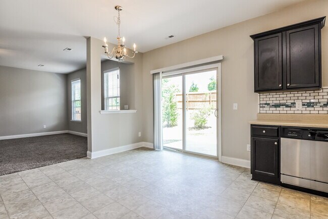 Photo - 128 Outwater Ridge Dr