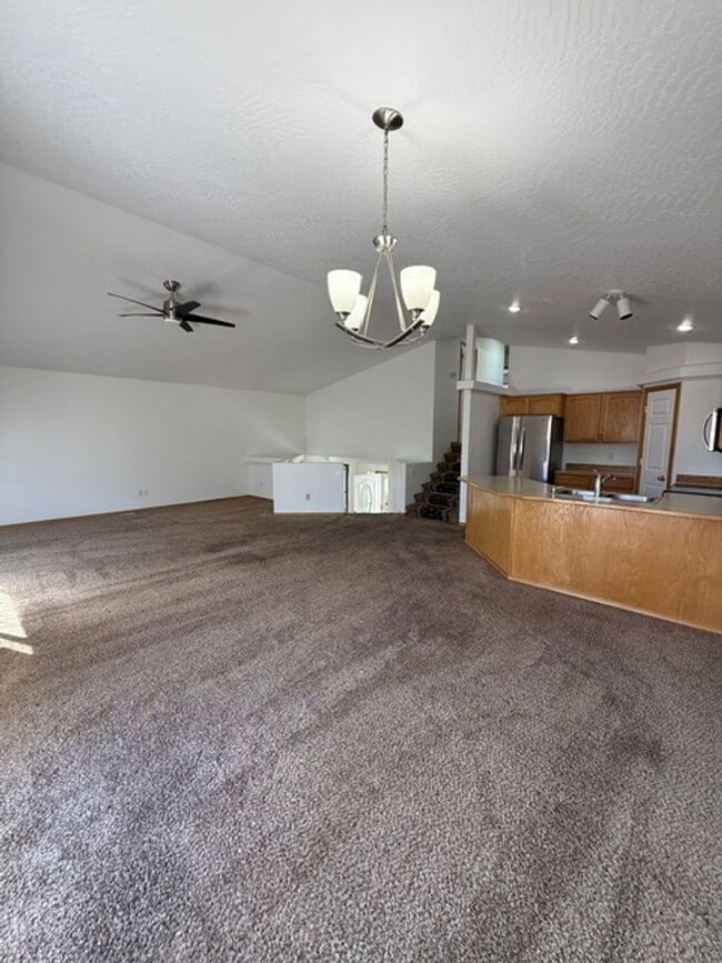 Photo - Spacious 4 Bed, 3 Bath Home in Cheney, WA