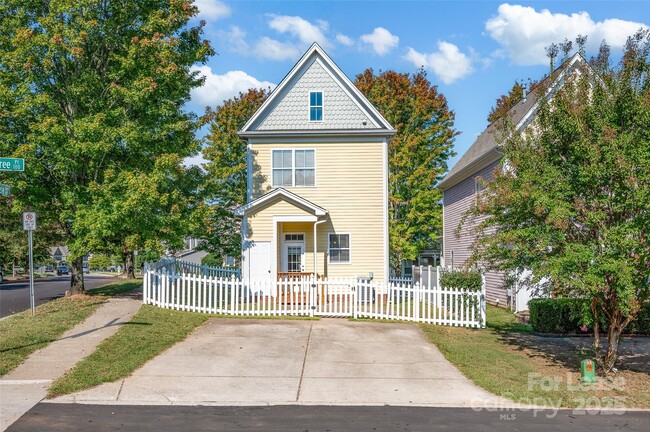 Photo - 104 Kensington St