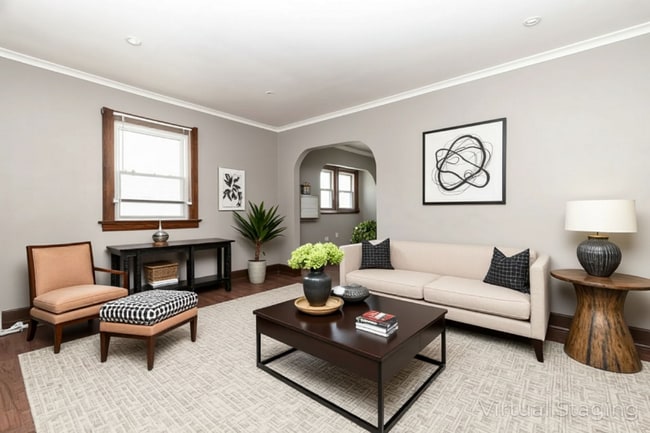 Photo - 2045 Mansfield Rd