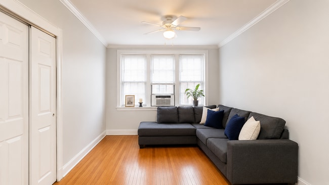 Photo - 2332 W Addison St Unit # 0J2