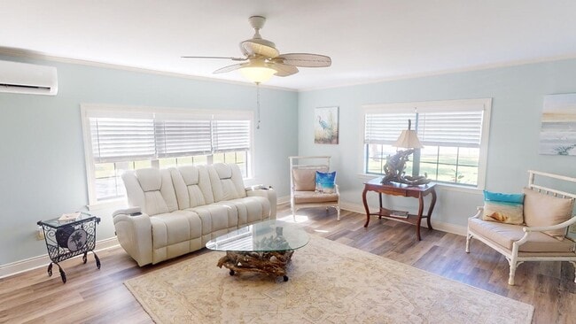 Photo - 1009 Monument Ave