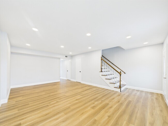Photo - 10380 Briar Forest Dr Unit 32/6
