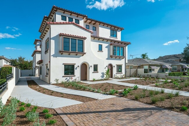 Photo - Brand-New Luxury Townhomes in Arcadia’s Top School District