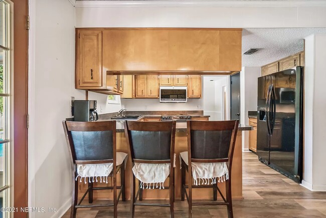 Photo - 4872 Lofty Pines Cir W