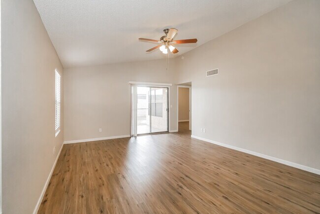 Photo - 4545 N 67th Ave