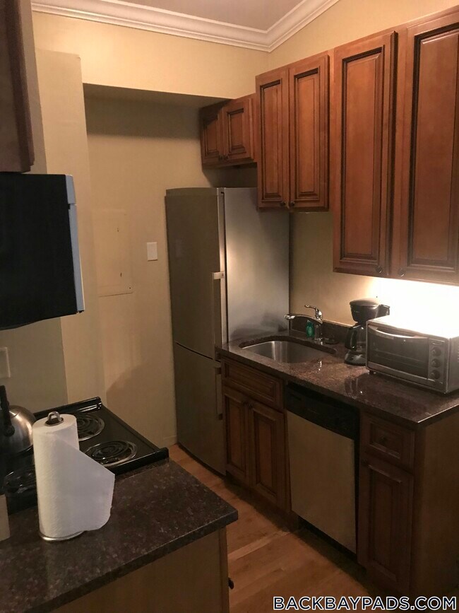 Photo - 48 Hereford St Apartment Unit GF