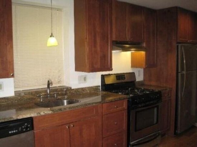 Photo - 64 Louis Prang St Unit 3-split