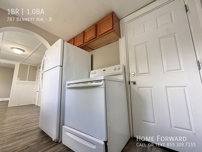 Photo - 787 Bennett Ave Unidad B