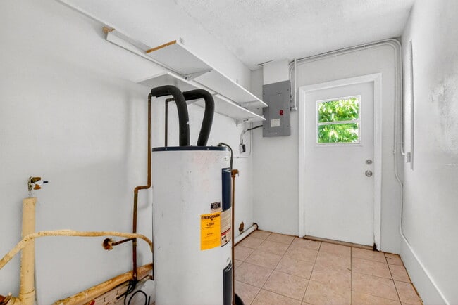 Photo - 775 Snead Cir