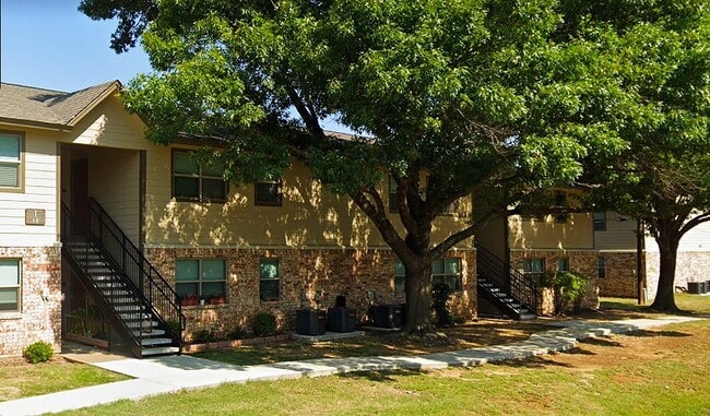 Photo - 401 N Shady Shores Rd