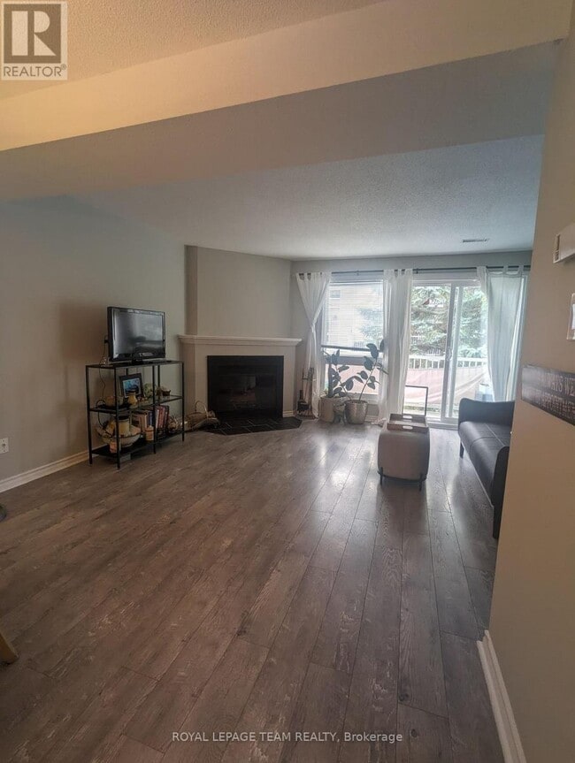 Photo - 6010 Red Willow Dr