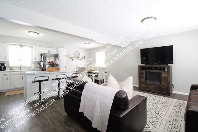 Photo - 1318 SW Kenworthy Dr