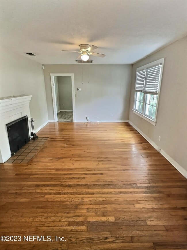 Photo - 4614 Birkenhead Rd