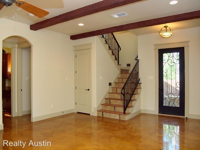 Photo - 5201 Leralynn St