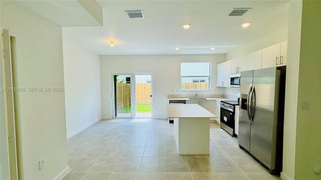 Photo - 2632 SE 27th Dr