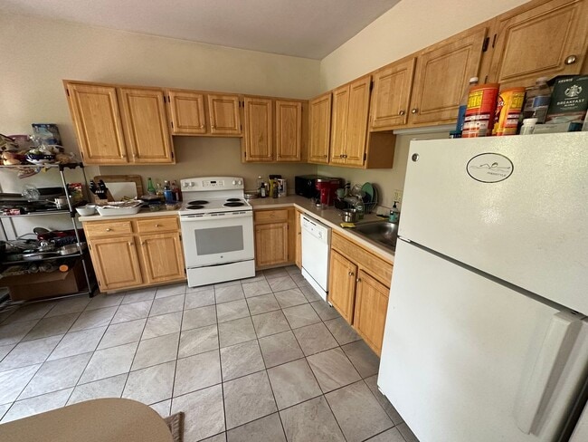 Photo - 1135 Commonwealth Ave