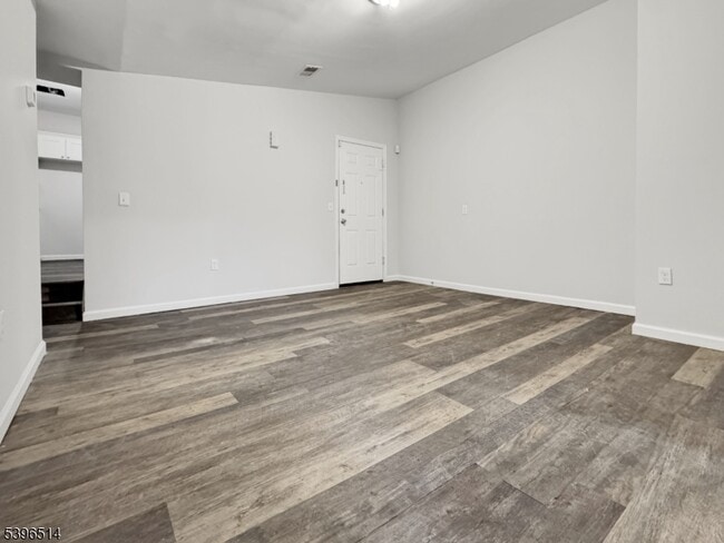 Building Photo - 511 S Main St Unit 2