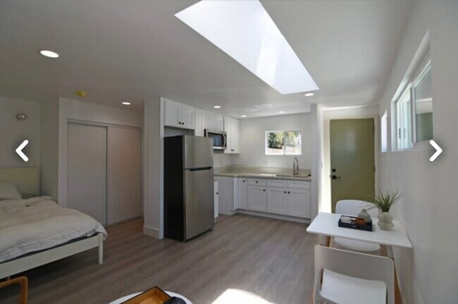 Photo - 2712 Westwood Blvd Unit S1