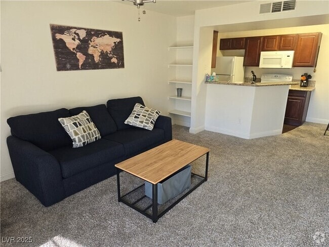 Building Photo - 5166 S Jones Blvd Unit 202 Rental