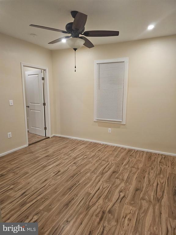 Photo - 214 N East Ln