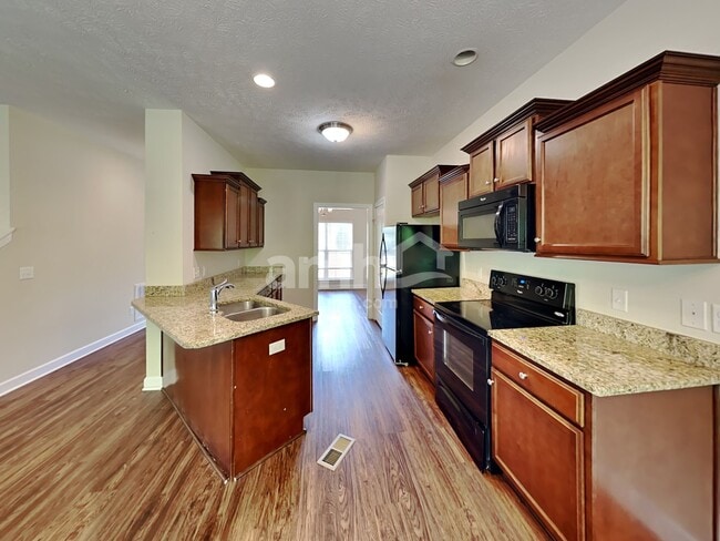 Photo - 6947 Calderwood Dr