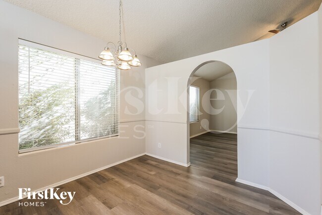 Photo - 5039 W Chicago Cir S