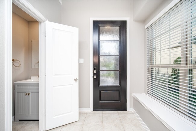 Photo - 1826 Ryon Falls Dr