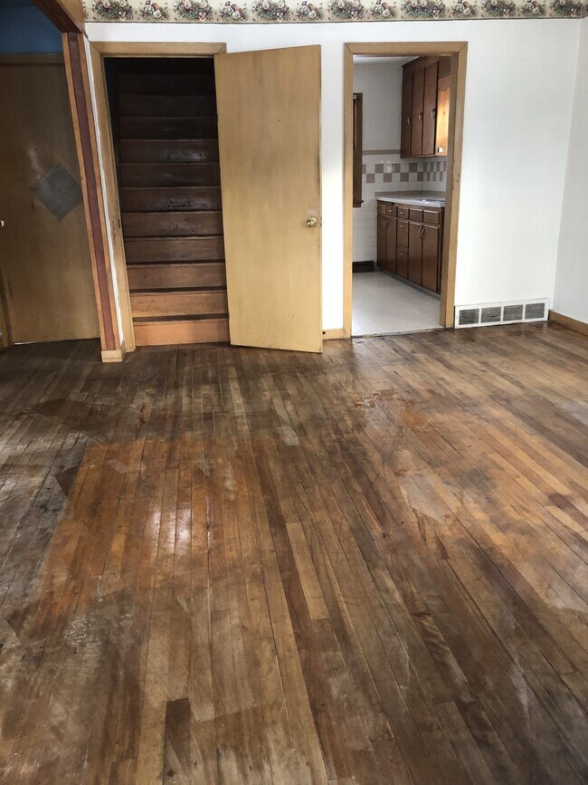539 Elm St