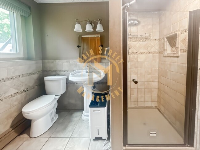 Photo - 1110 Lourdes Ave