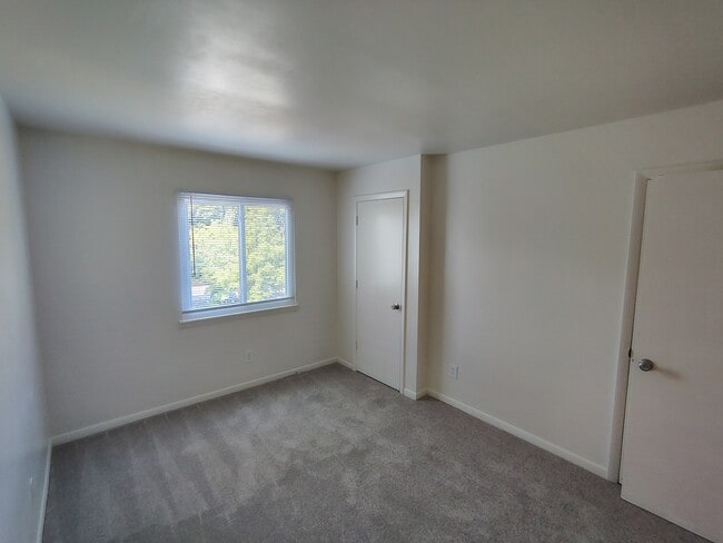 Photo - 600 Reusens Rd Unit E53