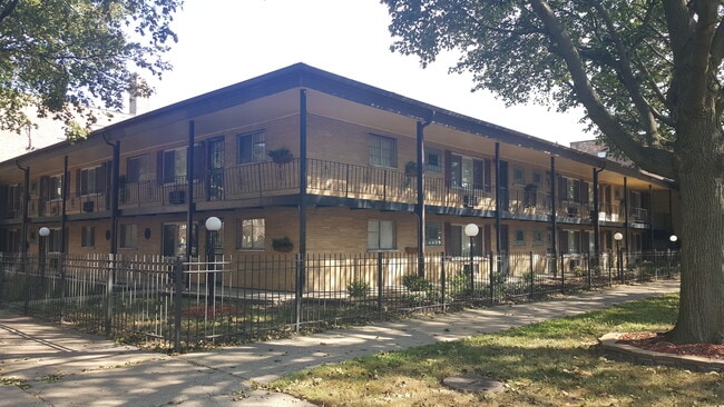 Photo - 8109 S King Dr