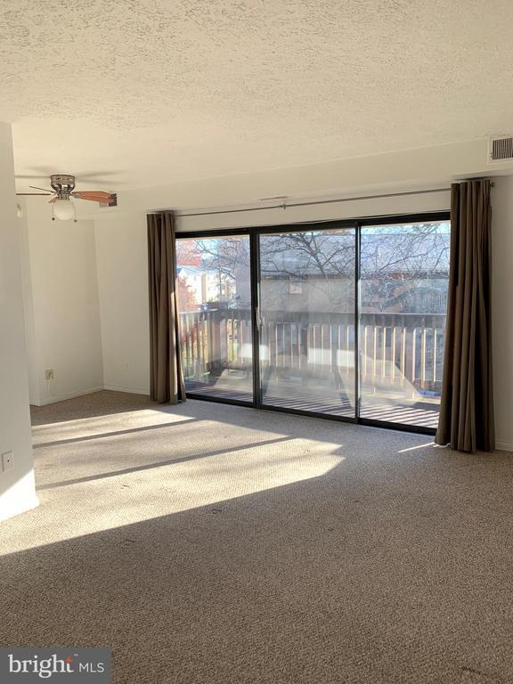Photo - 7602 Savannah St Unidad 304