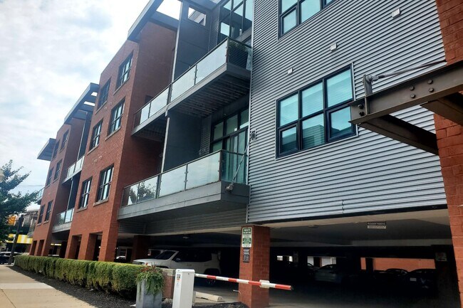 Photo - 111 N Main St Unit 202