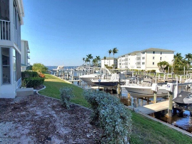 Photo - 130 Breakers Ct Unit 212