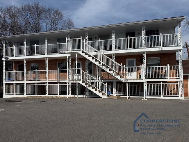 Building Photo - 501 Allison Ave SW Unit Apt 7