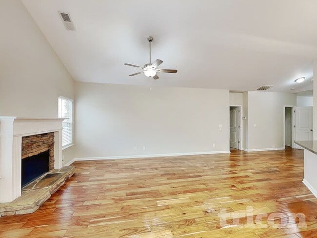 Photo - 58 Village Pass