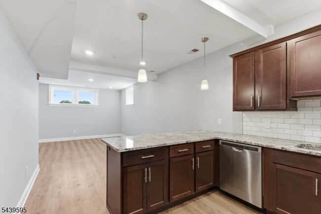 Photo - 18 N Union Ave