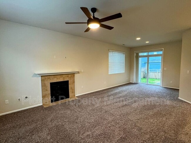 Photo - 4709 Strathmore Cir SW