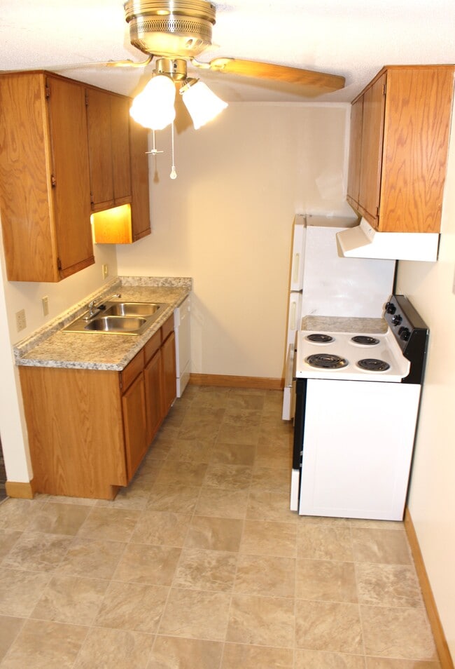 Glenwood Terrace Apartments For Rent in Mankato, MN