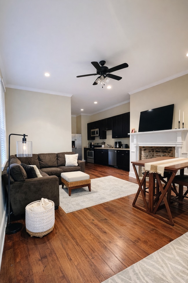 Building Photo - 109C Unit A