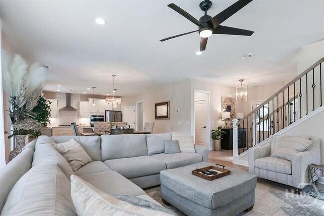 Photo - 109 Canter Ct