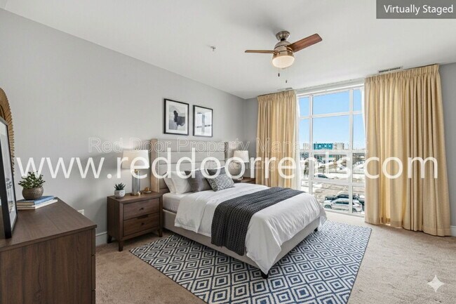 Photo - 802 N Meridian St Unidad 207