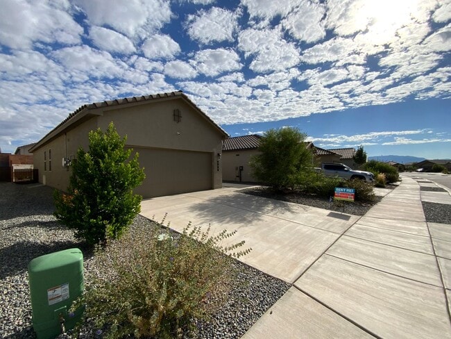Photo - 3 Bedroom Single Story Home Available Near...