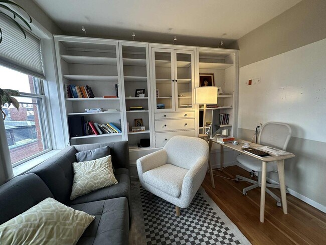 Photo - 57 West Cedar St Unit 11