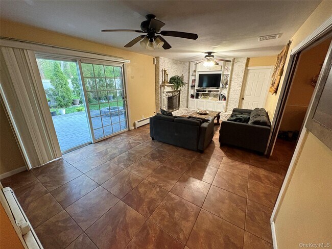 Photo - 30 Dumond Pl