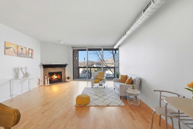 Photo - 1228 Emerson St Unit 304