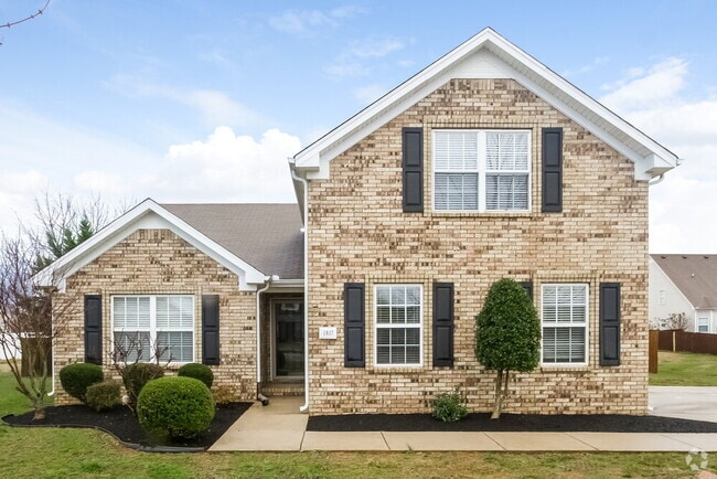 Building Photo - 1817 St Andrews Dr Rental