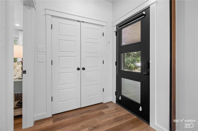 5 Blandford Ln